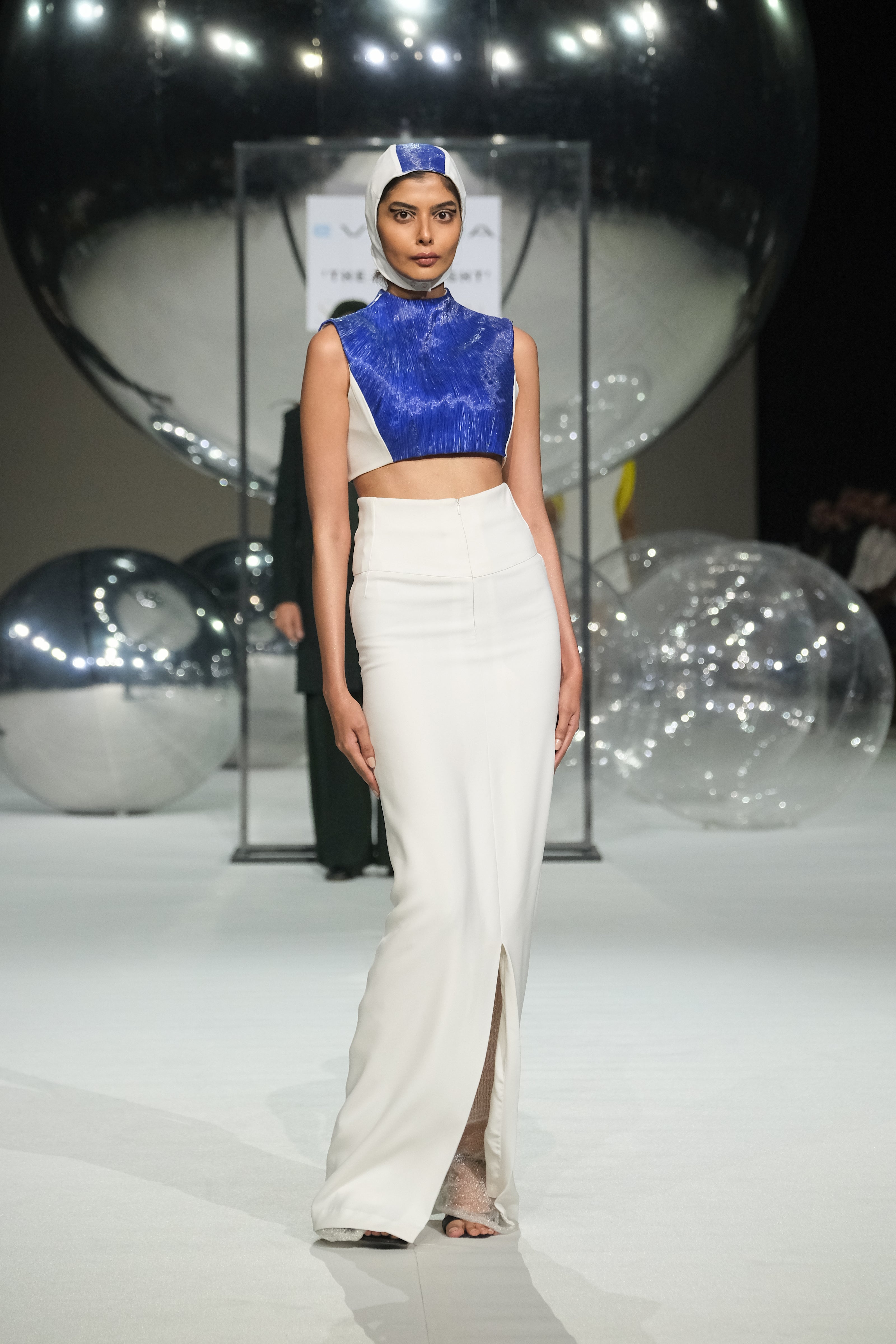 Volt Slit Skirt