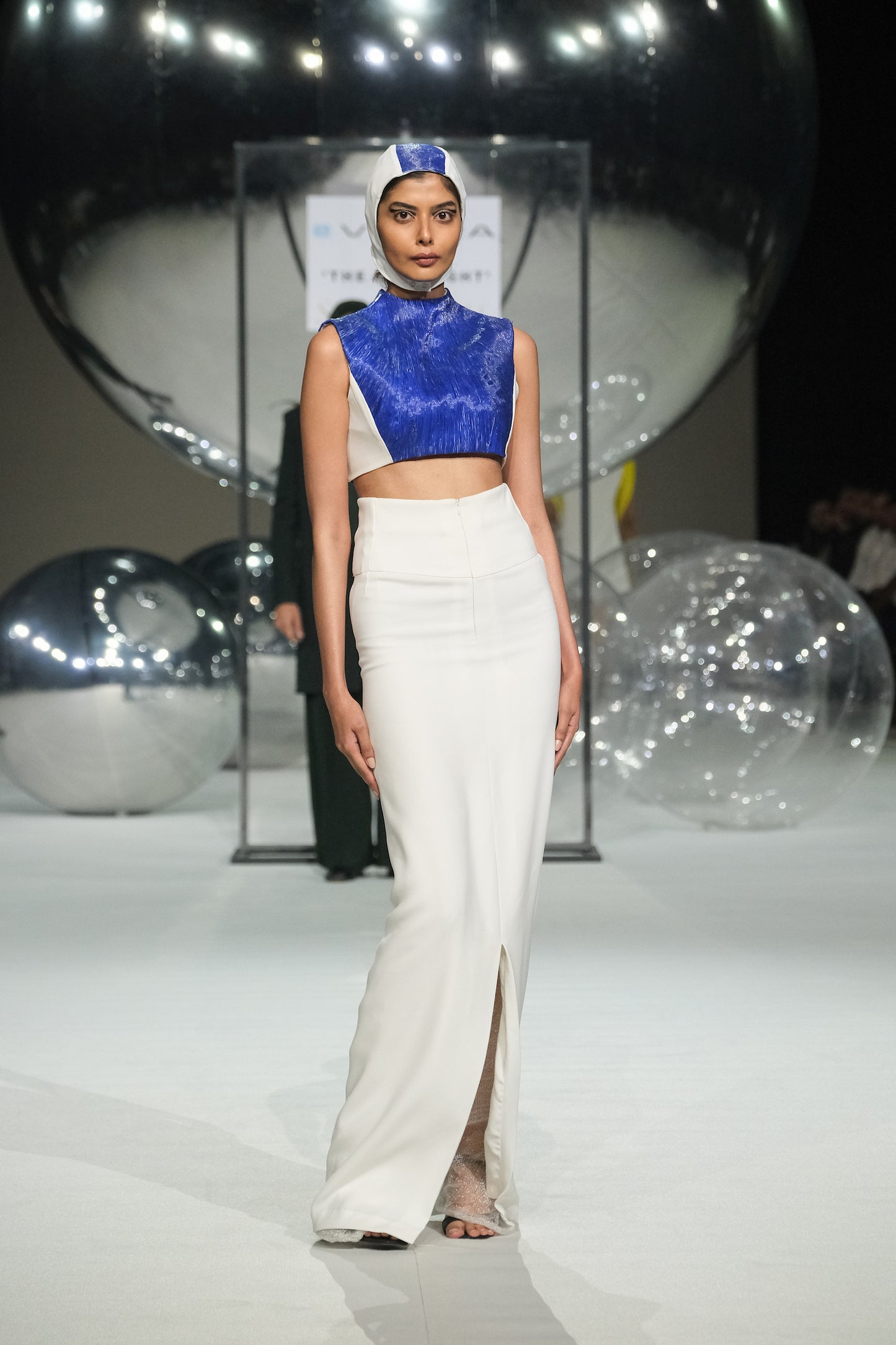 Volt Texture Top