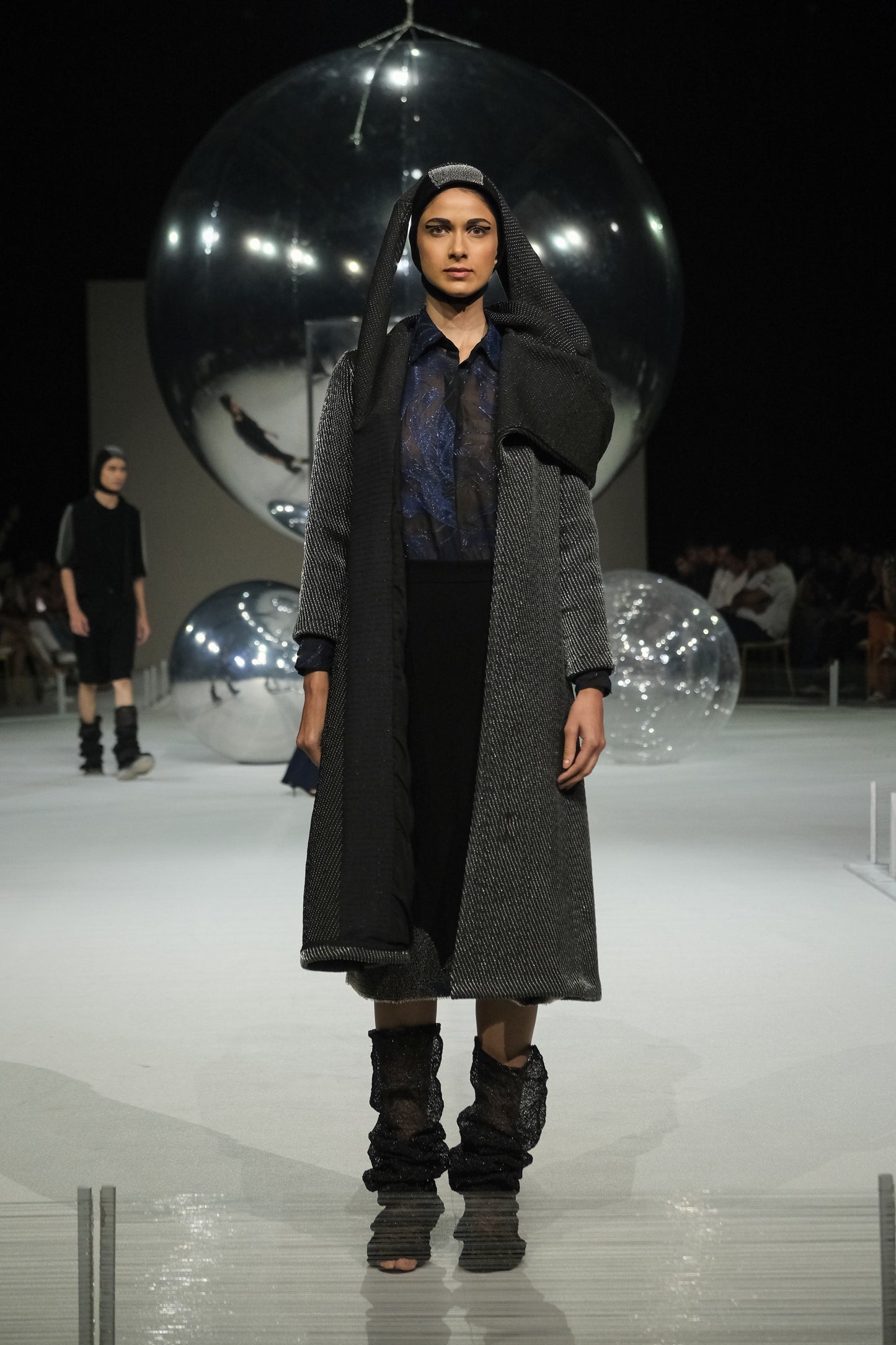 Obscura Coat