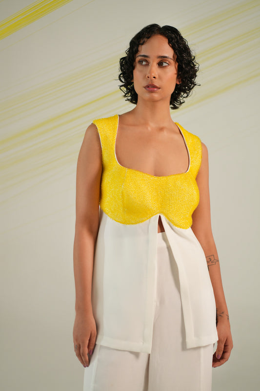 Contoured Slit Top