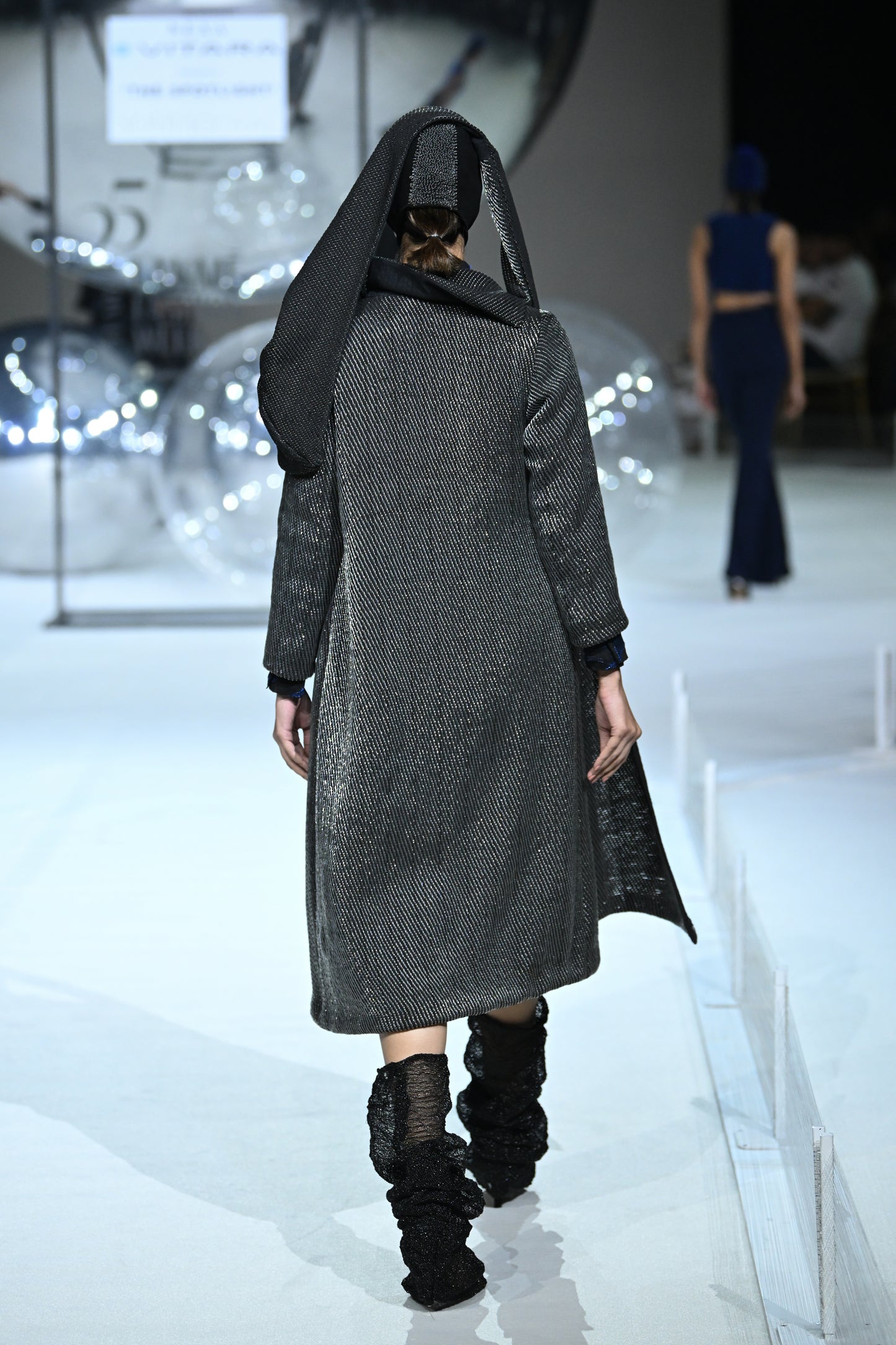 Obscura Coat